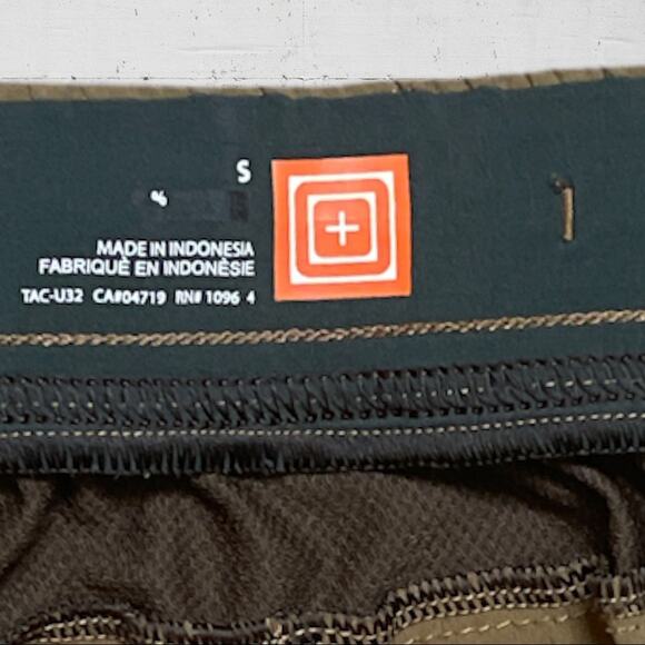 5.11 Tactical Train To Hunt Challenge Shorts Size Small Gorpcore Hiking Outdoors - Picture 5 of 11